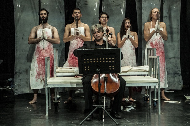 “Мали ми је овај гроб” на Хартроспективи